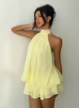 Vestido Halter Sin Espalda con Lazo – Color Liso para Verano