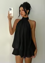Vestido Halter Sin Espalda con Lazo – Color Liso para Verano